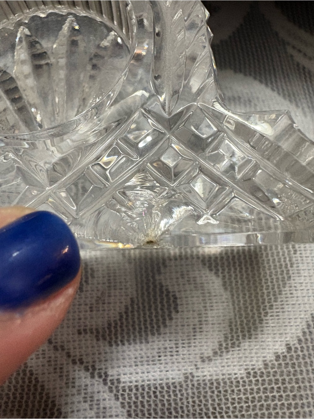 Waterford Crystal Mantel Clock in Clear Crystal - Picture 5 of 10